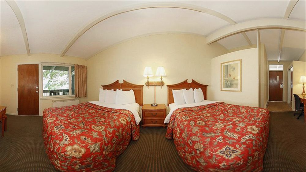 Hotel The At Gran View Ogdensburg, Ascend Collection 3*