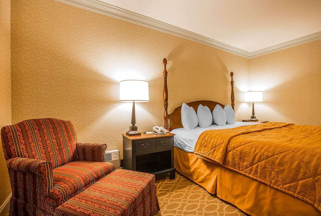 The At Gran View Ogdensburg, Ascend Collection